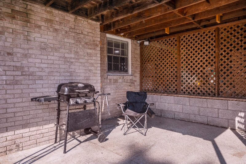 Building Photo - 634 Pollard Rd