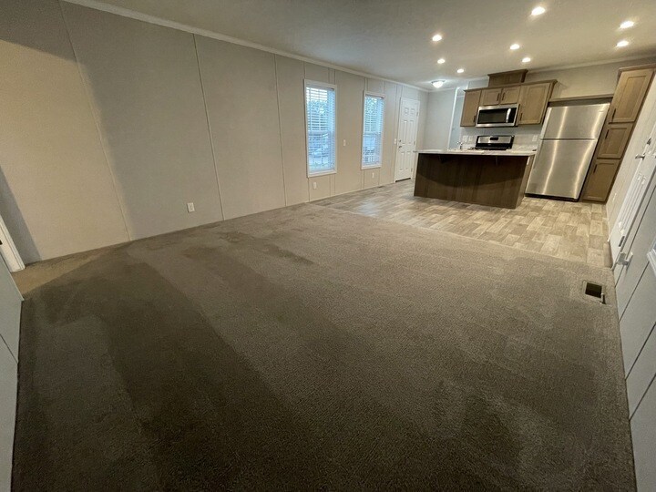 Building Photo - 38053 Orleans St