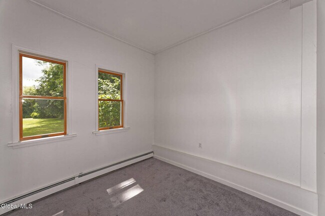 Building Photo - 1412 River Rd