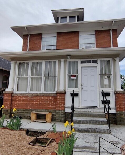 Building Photo - 1065 Colorado Blvd