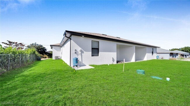 Building Photo - 1123 Hightower Ave S