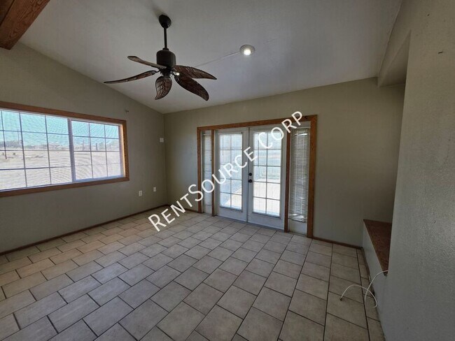 Building Photo - 750 CA-58