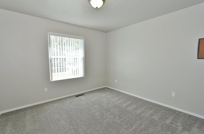 Building Photo - Beautiful Home in Meridian: Available Now!