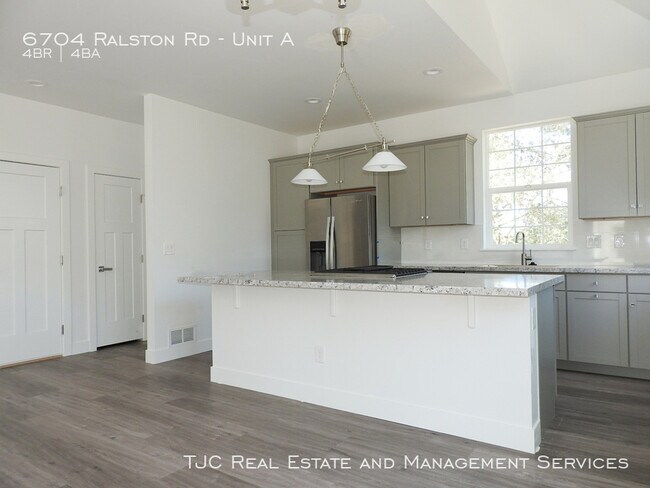 Building Photo - Arvada Home for Rent!