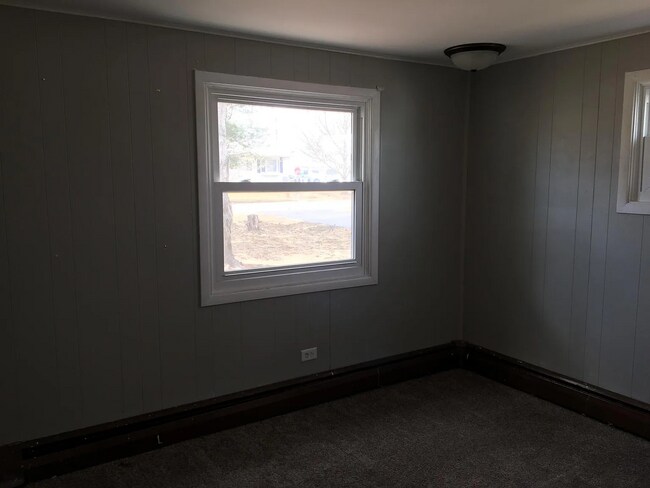 Building Photo - Spacious 3-Bedroom with Garage in Orion IL!