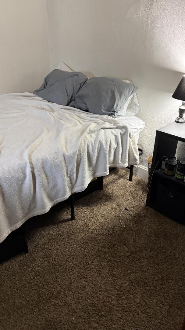 Building Photo - 921 Vine St