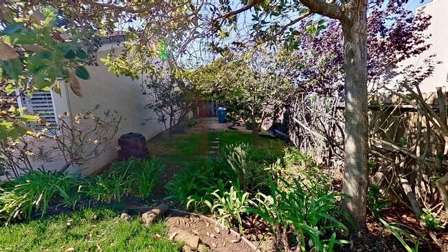 Building Photo - 7759 Jenna Dr