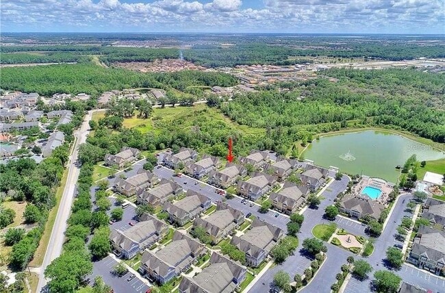 Building Photo - 4562 Yellowgold Rd E