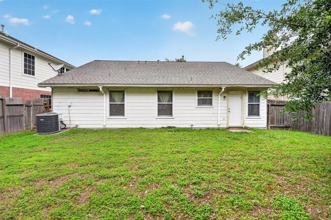 Building Photo - 10426 Briar Patch St