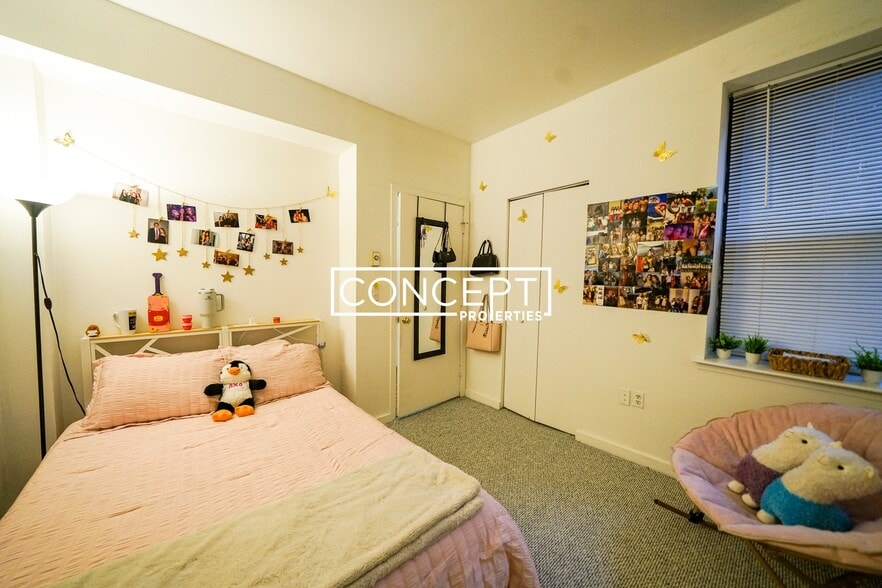 Building Photo - 772 Columbus Ave