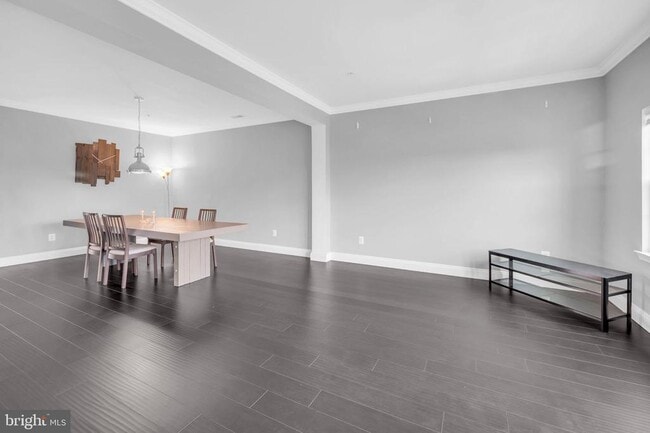 Building Photo - 21600 Romans Dr