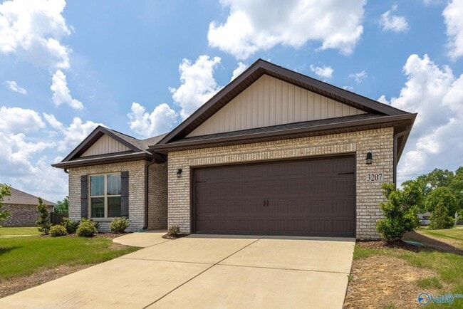 Building Photo - 3207 Jordan Farm Cir