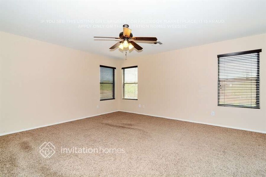 Building Photo - 17091 N 185th Dr