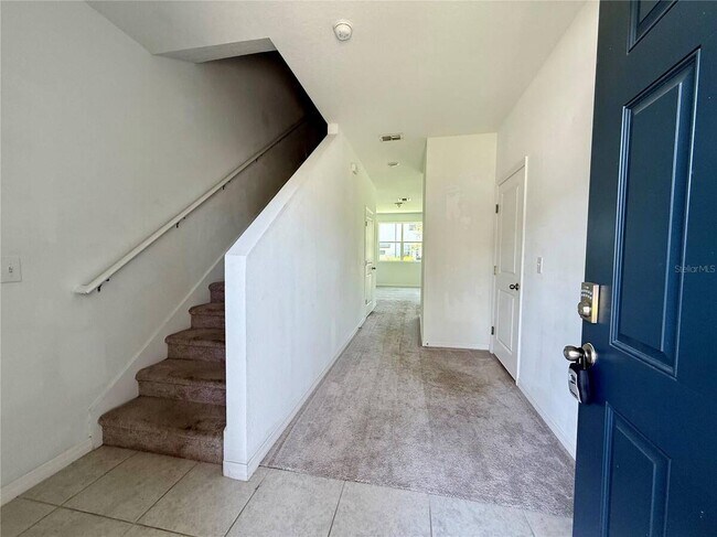 Building Photo - 476 Madison Dr