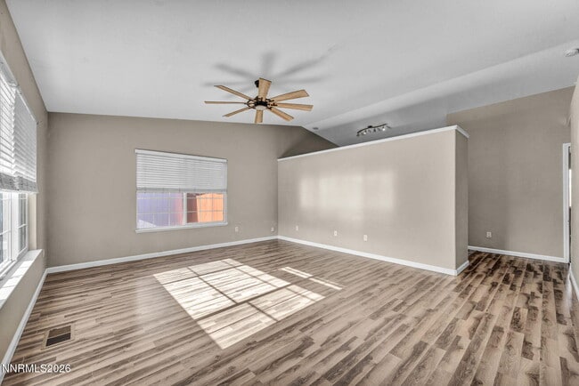 Building Photo - 17765 Oakview Ct