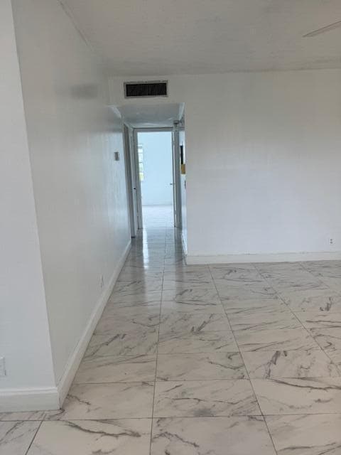 Building Photo - 140 Flanders C