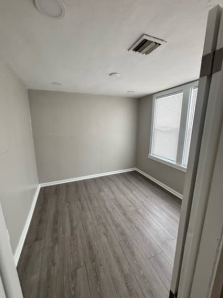 Building Photo - 314 Liston Ave