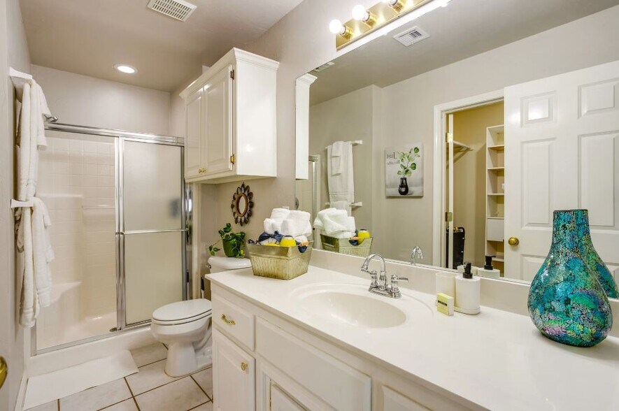 Building Photo - 4829 SE 89th Ter