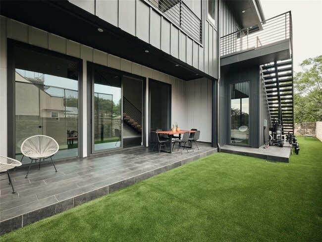 Building Photo - 412 Kemp St