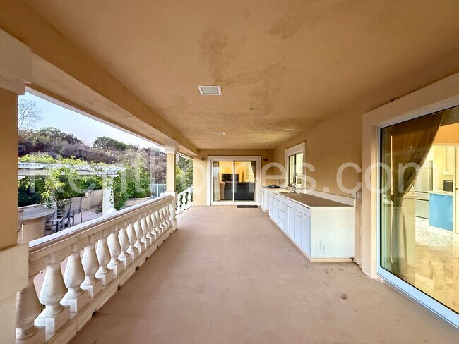 Building Photo - 4204 Explorer Ct