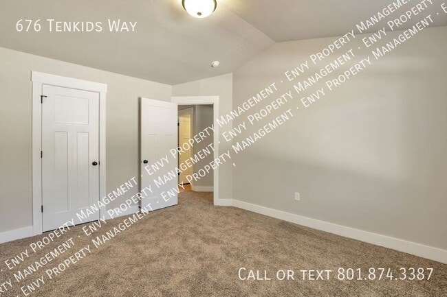 Building Photo - 676 Tenkids Way
