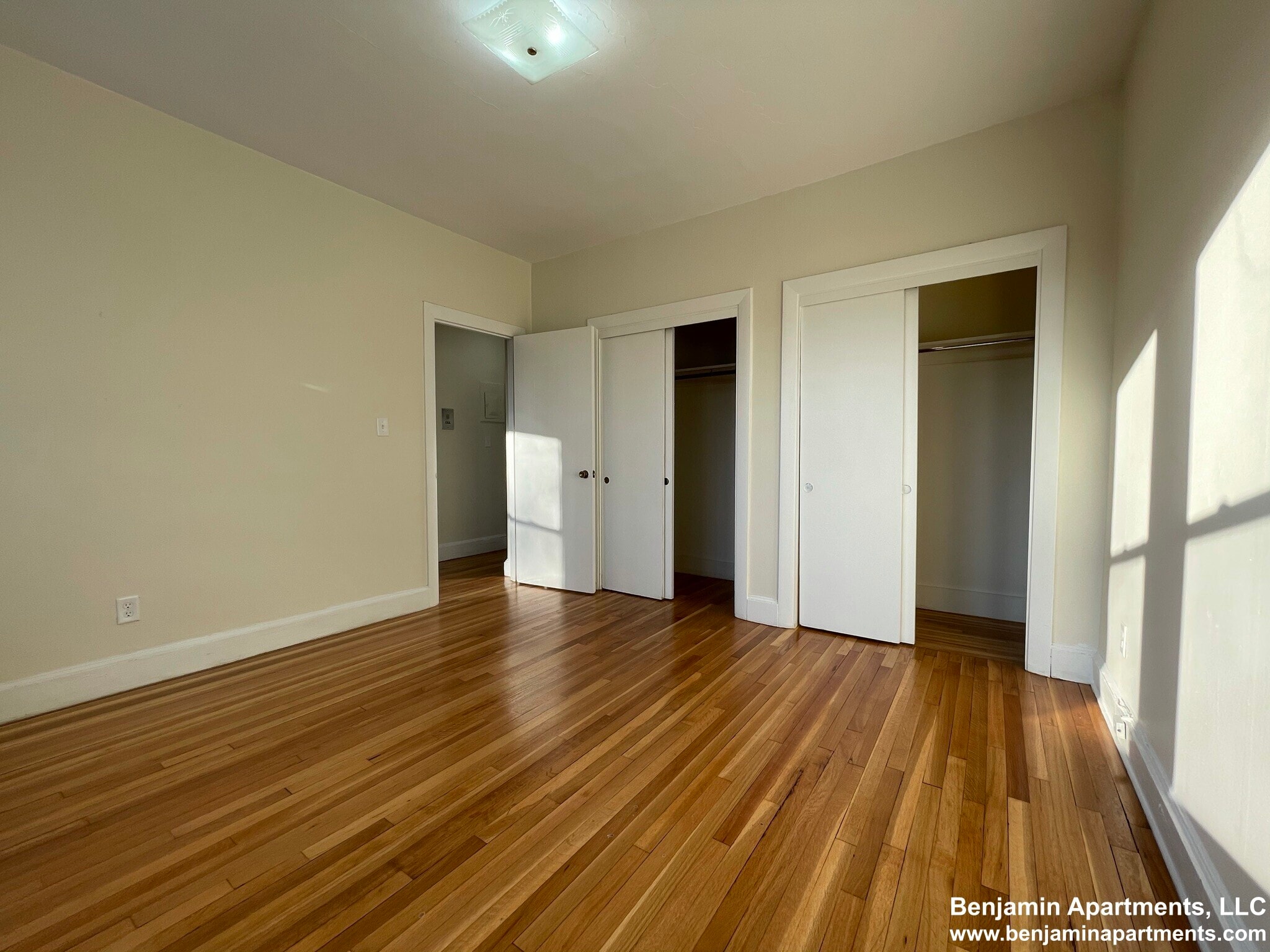 Building Photo - 33 Lancaster Terrace