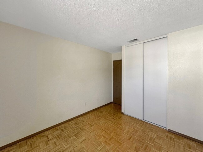 Building Photo - Charming 4BD/2BA House in San Carlos W/ W/...