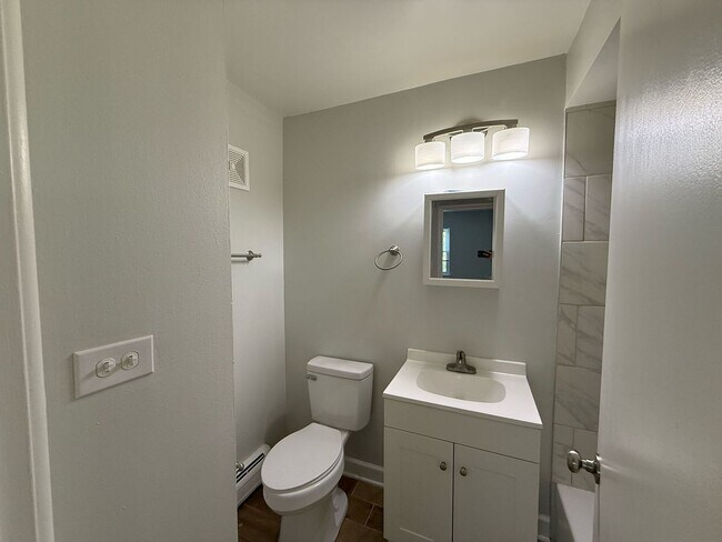 Building Photo - 9662 Golf Terrace