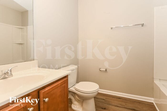 Building Photo - 5727 Natick Dr