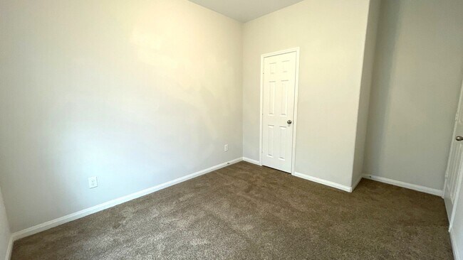 Building Photo - 8215 Gallahad St