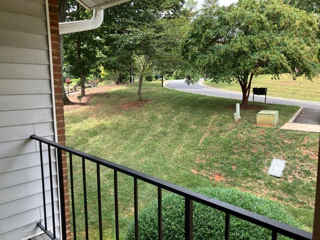 Building Photo - WATERFRONT Two Bed Townhouse in Denver With BOAT SLIP!!