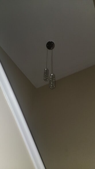 Building Photo - 119 Commodore Dr