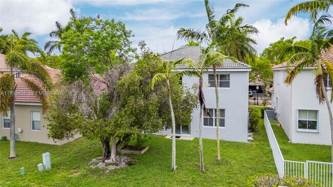 Building Photo - 1042 Bluewood Terrace