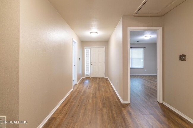 Building Photo - 8613 Little Field Way