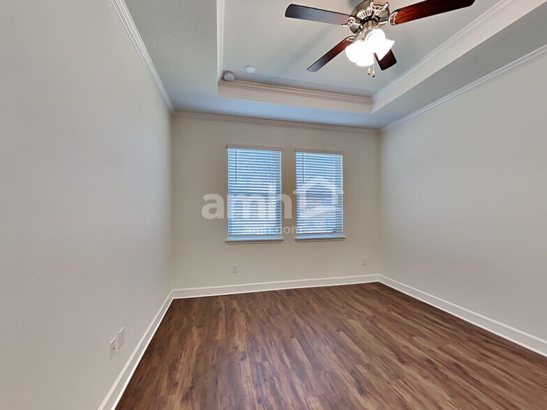 Building Photo - 3783 Lake Bluff Loop