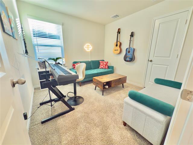 Building Photo - 6000 Holly Spg Rd