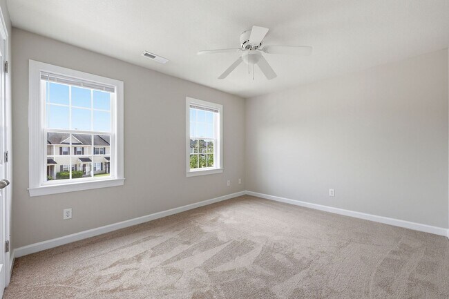 Building Photo - Carolina Forest Townhome