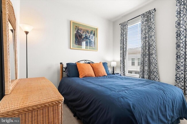 Building Photo - spacious 3-bedroom, 2 full and 2 half bathroom residence