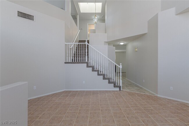 Building Photo - 2317 Sunrise Meadows Dr