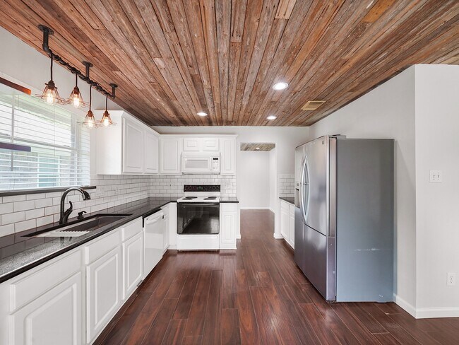 Building Photo - 22227 Eagle Meadow Dr