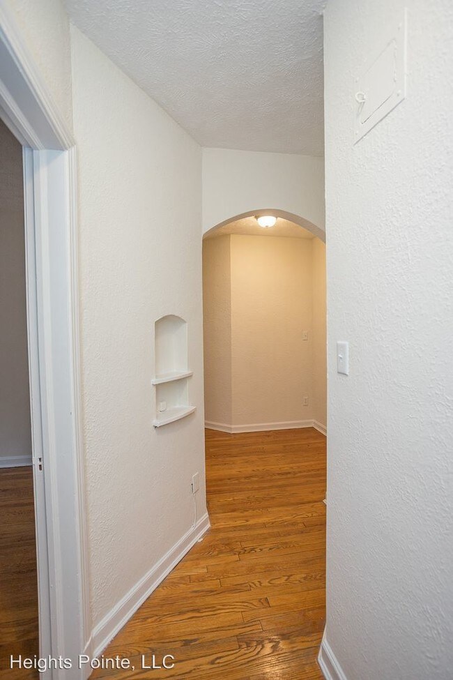 Building Photo - 13654 Fairhill Rd