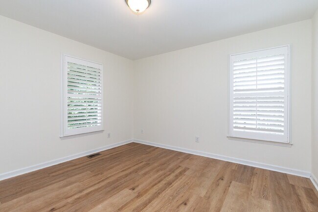 Building Photo - 6208 Bent Fork Cir