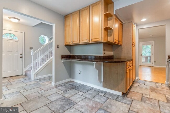 Building Photo - 6414 Old Scotts Ct