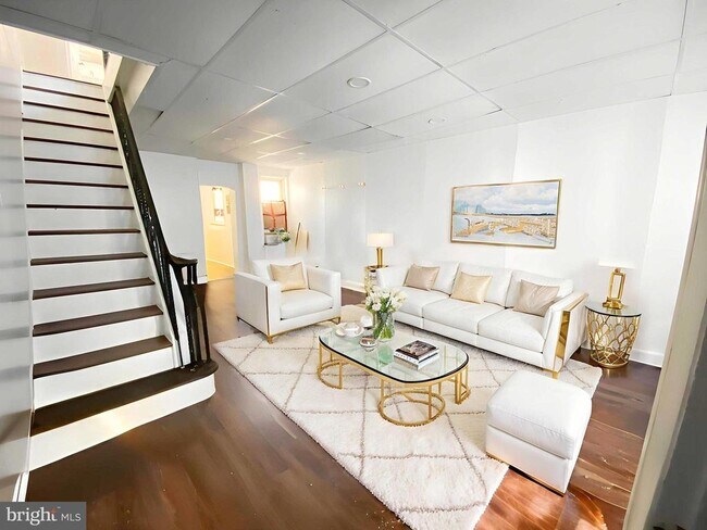 Building Photo - 3027 Weikel St