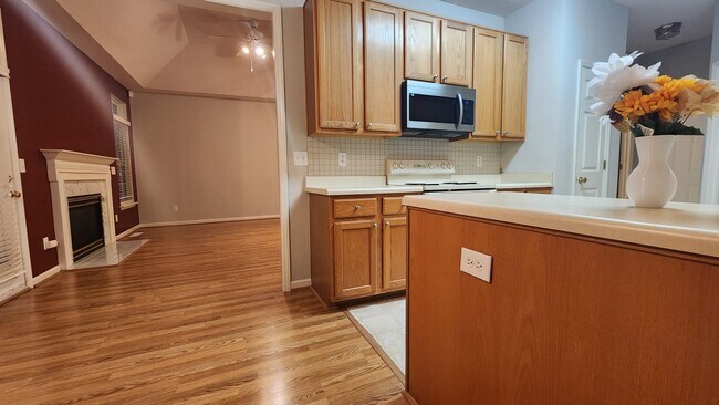 Building Photo - 5908 Solitude Way