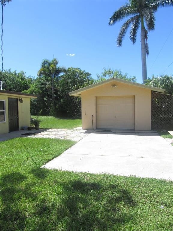 Building Photo - 1110 Coral Ridge Dr