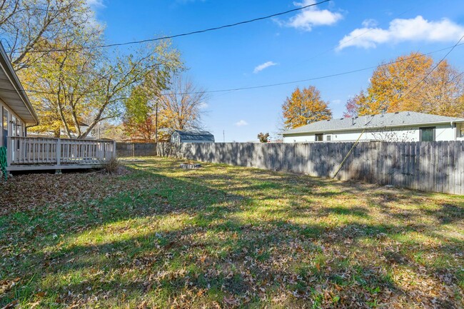 Building Photo - Great Home in Rogersville