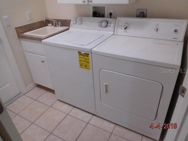 Building Photo - 8234 Mossborger Ave