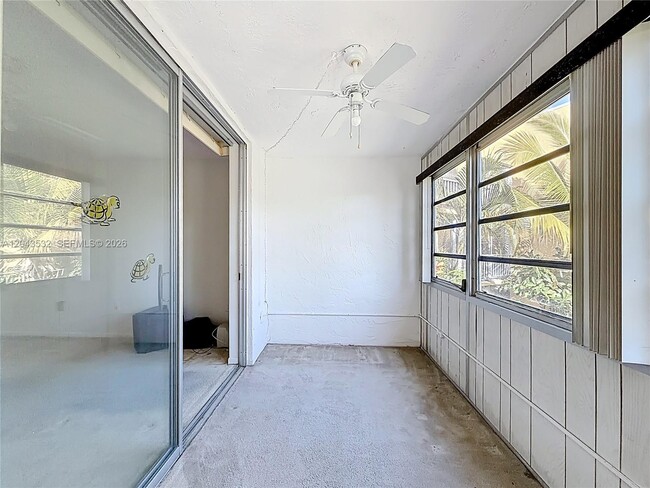 Building Photo - 6750 Royal Palm Blvd