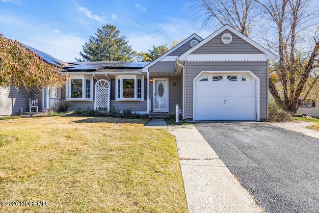 Building Photo - 5B Spring St